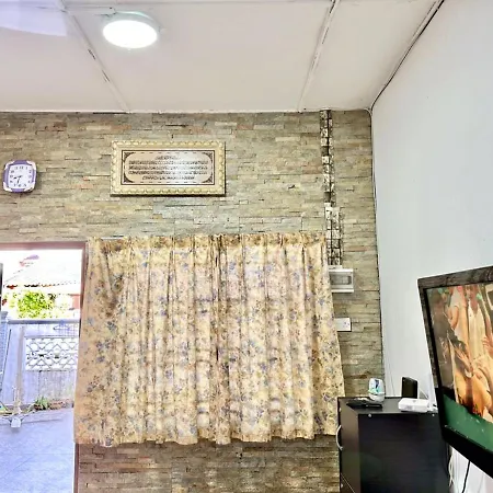 Isyfaq Homestay 2 Bedroom & 2 Bathroom Kota Tinggi Exterior photo